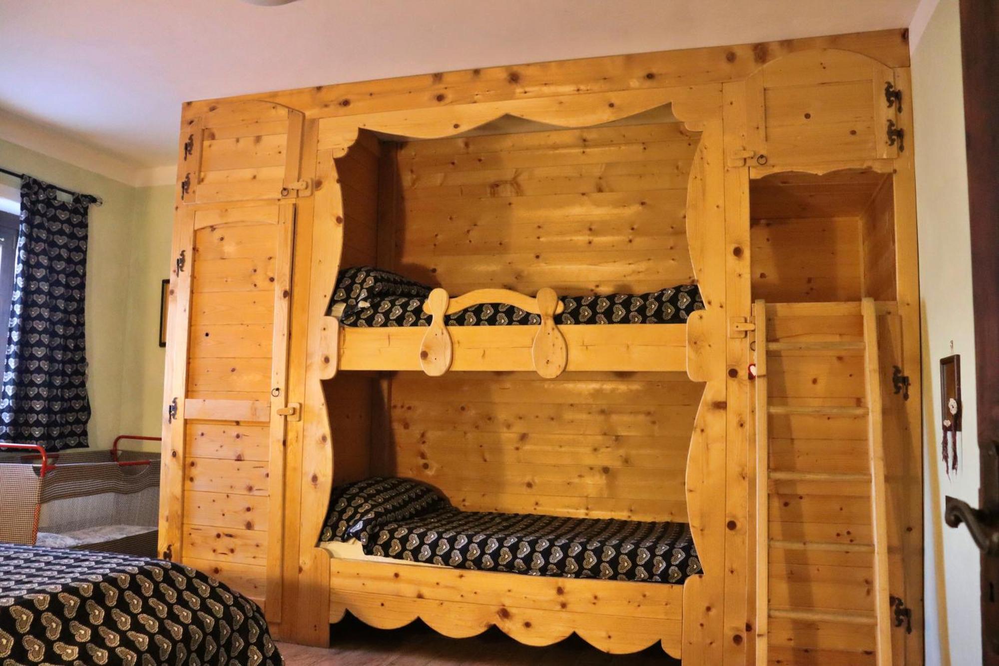 Chevres A Cheval - Apartment Аоста Екстериор снимка